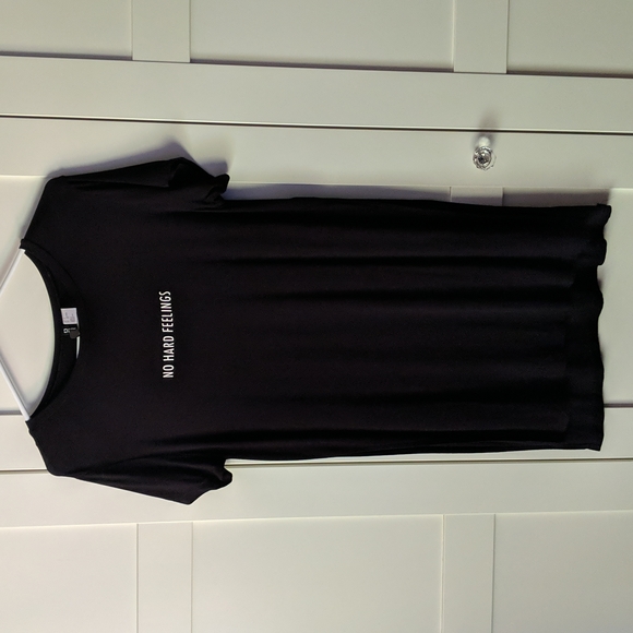 ❄️ 3/$25 "No Hard Feelings" T-shirt Dress/Long Top